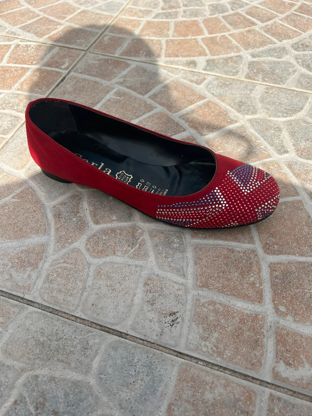 Ballerines vermelhas 36 couro com padrão de bandeira inglesa  novas – photo 2
